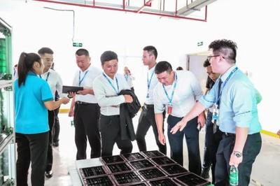 联建光电全国首批10万张单元板出货,凝心聚力共绘联电渠道事业新蓝图